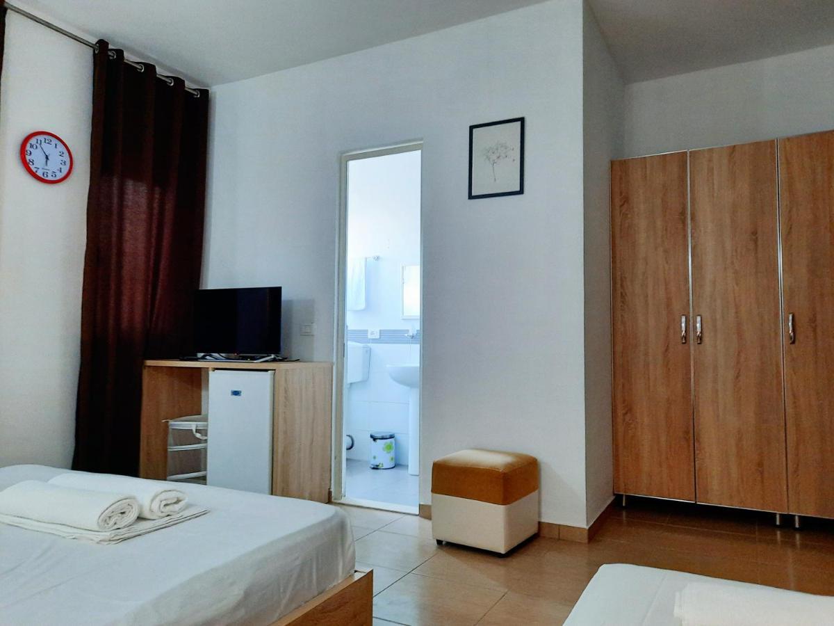 Apartments Alavana Velipoje Bagian luar foto