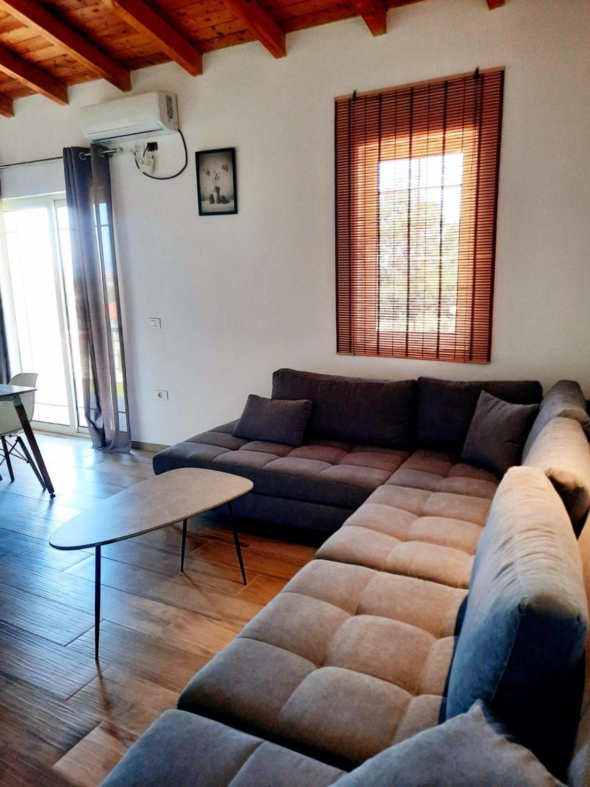 Apartments Alavana Velipoje Bagian luar foto